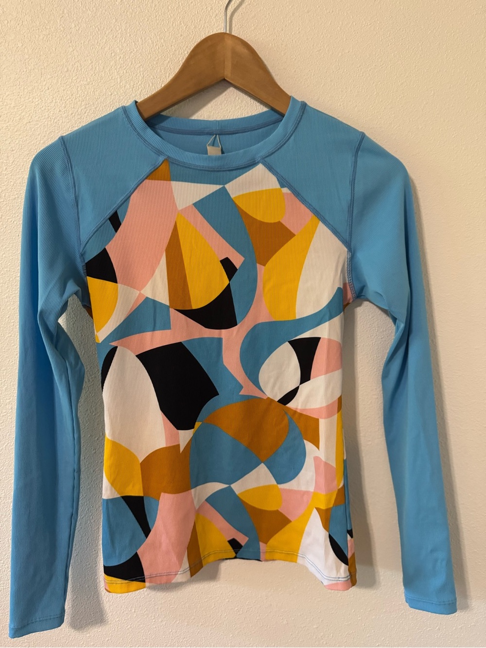 Maaji Picasso Diver Rash Guard Abstract Print Blue Sleeves Ribbed Beach Resort-L